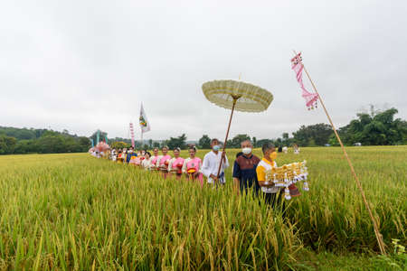 CHIANG MAI, THAILAND - NOVEMBER 14, 2021:  Kathin ceremony for belief and merit in Buddhism of Thai at Yang Luang temple in Mae Chaem District, Chiang Mai, Thailandのeditorial素材