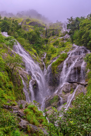 Pitukro Waterfall also known as Heart-Shaped Waterfall in the forest at tak, thailand. Beautiful waterfall in natureの写真素材