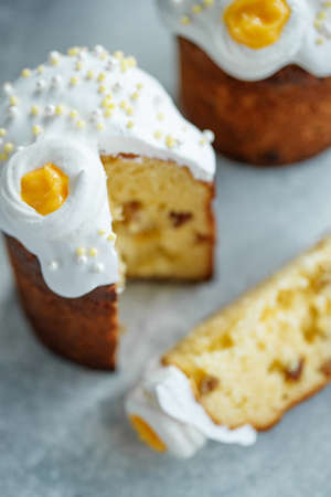 On a gray wooden table and Easter cake, sweet table for the holiday, Easter holiday, Easter decor. High quality photo.の写真素材