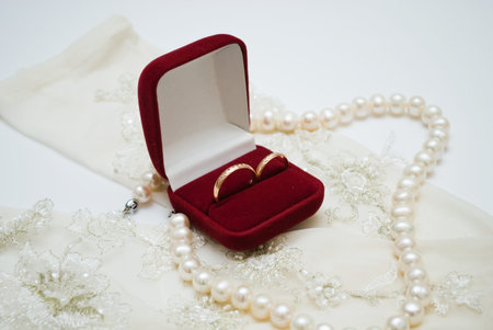 wedding rings 