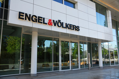 Hamburg, Germany - June 24, 2020: Logo of Engel & VÃ¶lkers AG in Hamburg, Germany - Engel & VÃ¶lkers is a German Company that provides services related to real estate transactionsのeditorial素材