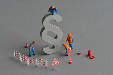 Close up of a Paragraph sign under constructionの写真素材