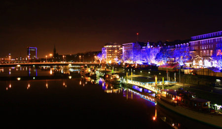 Bremen bei Nachtの写真素材