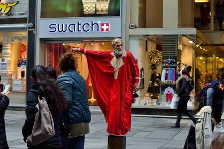 VIENNA, AUSTRIA- NOVEMBER 18, 2016: Cityscape views of one of Europe's most beautiful town- Vienna. Peoples on streets, urban life in Vienna. Austriaのeditorial素材