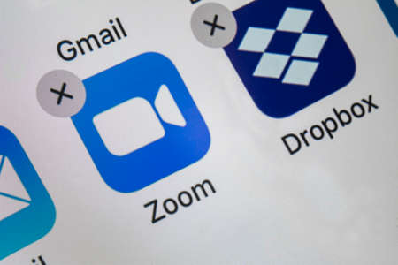 Calgary, Alberta, Canada. April 16, 2020. Deleting the Zoom applicationのeditorial素材