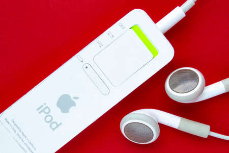 Calgary, Alberta, Canada. Feb 13, 2021. The Back side of an iPod Shuffle. A digital audio player designed and formerly marketed by Apple.のeditorial素材