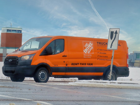 Nov 12, 2022. Calgary, Alberta, Canada. A Home Depot rent van or truck during the winter.のeditorial素材