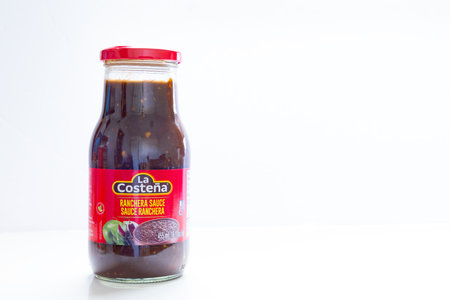 Calgary, Alberta, Canada. Aug 1, 2023. A bottle of Mexican Ranchera Sauce. La CosteÃ±a brandのeditorial素材