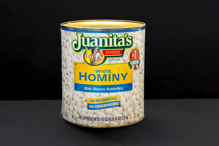 Calgary, Alberta, Canada. Sep `15, 2023. A Can of Juanitas Hominy Mexican Style with 110 oz of product.のeditorial素材