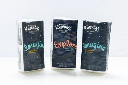 Calgary, Alberta, Canada. Sep `15, 2023. A couple of Kleenex On-The-Go Facial Tissues. Travel Tissues Pocket Size Pack of Soft Facial Tissues.のeditorial素材
