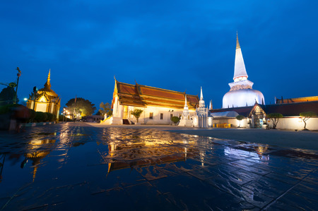 Wat Mahathat temple at night, famous landmark in Nakhon Srithammarat, Thailandの写真素材