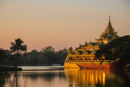 Kandawgyi Lake , Yangon in Myanmar  Burmar の写真素材