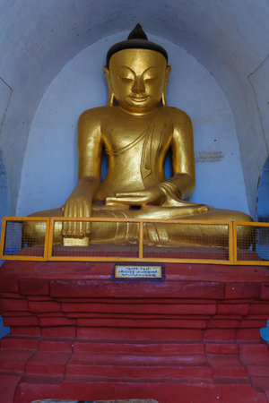 Buddha Image at Thatbyinnyu Temple ,    Bagan in Myanmar  Burmar のeditorial素材