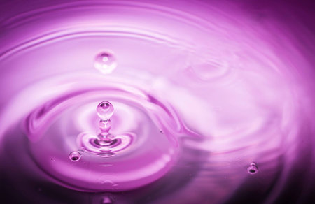 The effect of a single drop of water.の素材