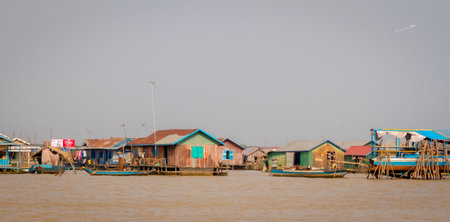 SIEMREAP, CAMBODIA - MARCH 14 2013: Floating village of Vietnamese refugees on the Tonle Sap lake in Siem Reap provinceのeditorial素材