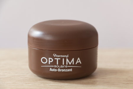 Primelin â France, June 08, 2020 : Box of self-tanning capsules Optima from Vitarmonylのeditorial素材