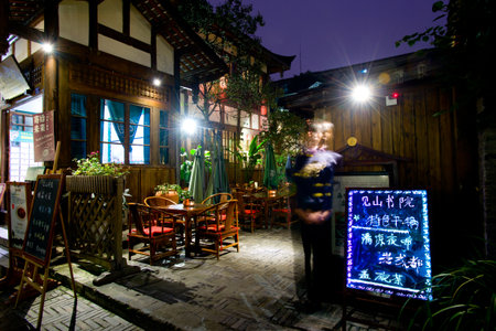 Width alley - Chengdu Commercial Street, Chinaのeditorial素材