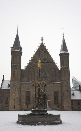 Ridderzaal in the snow (the Hague, Netherlands)の写真素材