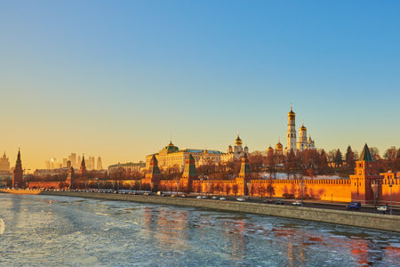 Russia, Moscow, Red square, November 09, 2020. View from Moskvoretsky bridge on the Moscow river and Red square on a winter day. Historical buildings in the haze of the setting sun.のeditorial素材