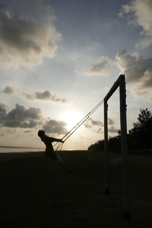 Photo picture a Beautiful natural delicious magnificent asian sunset sunriseの写真素材