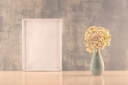 Photo frame to write a message, invitation, greeting, photograph.