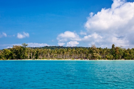 Beautiful tropical beach with  sea view, clean water & blue sky. Nature backgroundの写真素材