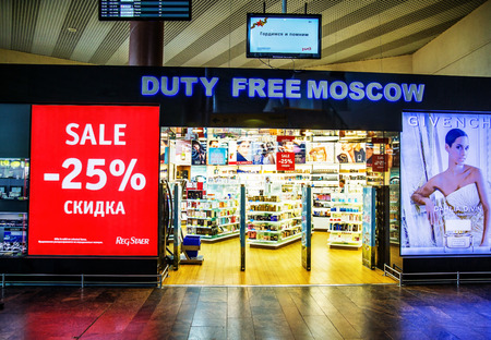 MOSCOW, RUSSIA- APRIL 9, 2015: Duty free shop in airport Sheremetyevo - International  airport, one of the three major airports in Moscow and Moscow region, have greatest passenger traffic in Russiaのeditorial素材