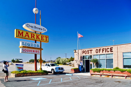 SHOSHONE, USA - 10 MAY, 2007: Post office in Shoshone village. Since the early 1900s Shoshone Village has been a base camp for visitors exploring the Death Valley National Parkのeditorial素材