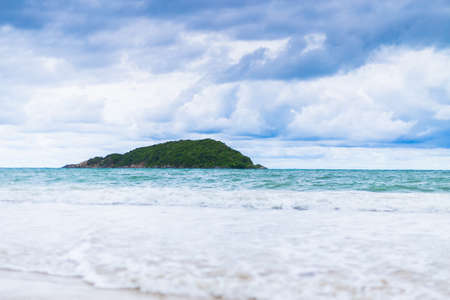 Beautiful tropical beach and sea on blue sky backgroundの写真素材