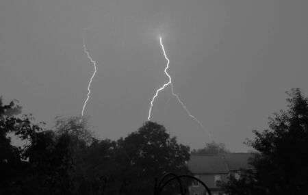 Lightning 7-bw