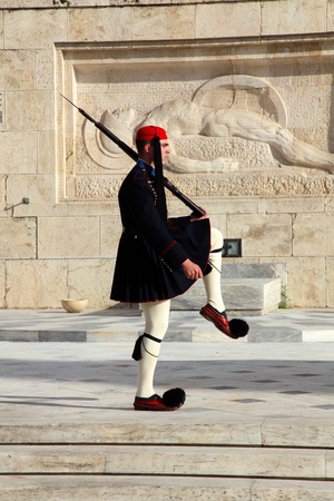 Athens - Jan 02: The soldier mounts guard, protection of a building of parliament Jan 02, 2010 in Athens, Greeceのeditorial素材