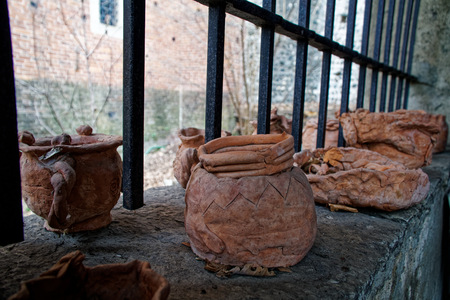 Medieval and tudor pottery, a display of lateの写真素材
