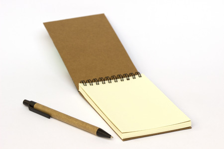 Open recycle notepad  and pen.の写真素材