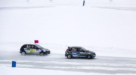 CHEBOKSARY, RUSSIA - JANUARY 28, 2018: Winter auto show - ice race. car rally on  frozen bayのeditorial素材
