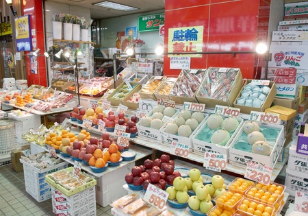 Sapporo City, Japan, December, 17th, 2009: Tanuki Koji Market fruit storeのeditorial素材
