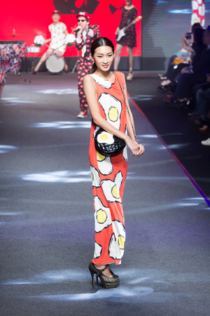 Taipei City, Taiwan, April, 9th, 2015, Taipei in style fashion show models on runwayのeditorial素材