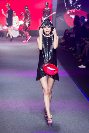 Taipei City, Taiwan, April, 9th, 2015, Taipei in style fashion show models on runwayのeditorial素材