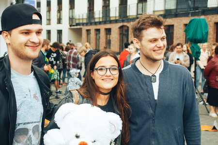 MINSK, BELARUS.JULY 29, 2017 Competition on the street choose a winnerのeditorial素材