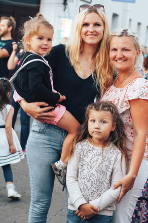 MINSK, BELARUS.JULY 29, 2017. Mom and child are standing on the streetのeditorial素材