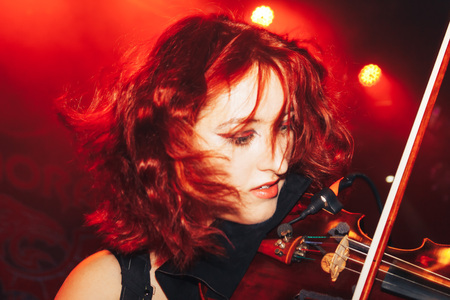 MINSK, BELARUS.September 1 , 2017. Girl playing the violinのeditorial素材