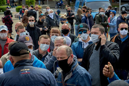 May 24 2020 Minsk Belarus A crowd of masked people stands close to each other in protest against the current governmentのeditorial素材