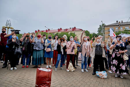June 7 2020 Minsk Belarus Many active people gathered here protesting against the current governmentのeditorial素材