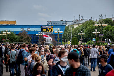 June 7 2020 Minsk Belarus Many active people gathered here for a protest demonstrationのeditorial素材