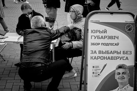June 14 2020 Minsk Belarusian people walk down the streetのeditorial素材