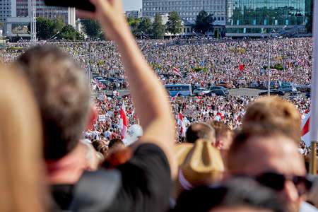 August 16 2020 Minsk Belarus Many people gathered at the rally for the change of powerのeditorial素材
