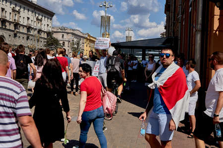 August 16 2020 Minsk Belarus Many people gathered at the rally for the change of powerのeditorial素材