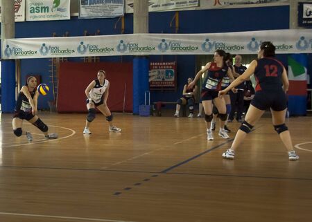 vigevano italy 2010 final volleyball women set c, cup milanのeditorial素材