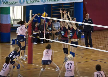 vigevano italy 2010 final volleyball women set c, cup milanのeditorial素材