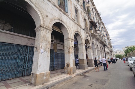 ALGIERS, ALGERIA - FEB 6, 2016: An ancient part of old city of Algeria, called casbah(kasaba).Old city is 122 metres (400 ft) above the sea. The casbah and the two quays form a triangleのeditorial素材