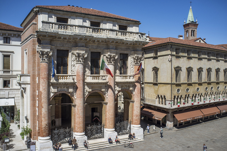 27 April 2019, Vicenza, Italy - Loggia Capitaniato in Pizza dei Signoriのeditorial素材